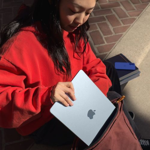13-inch MacBook Air: Apple M4 chip with 10-core CPU and 10-core GPU, 24GB, 512GB SSD - Starlight - Imagen 8